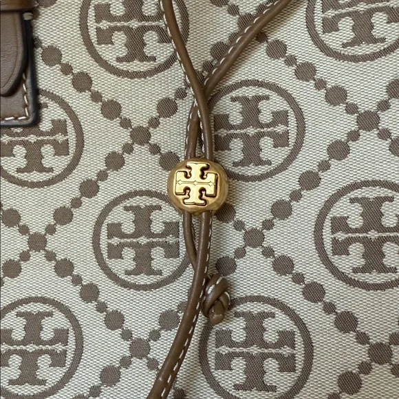 Tory Burch T Monogram Jacquard Drawstring Tote - Hazel - Picture 6 of 12